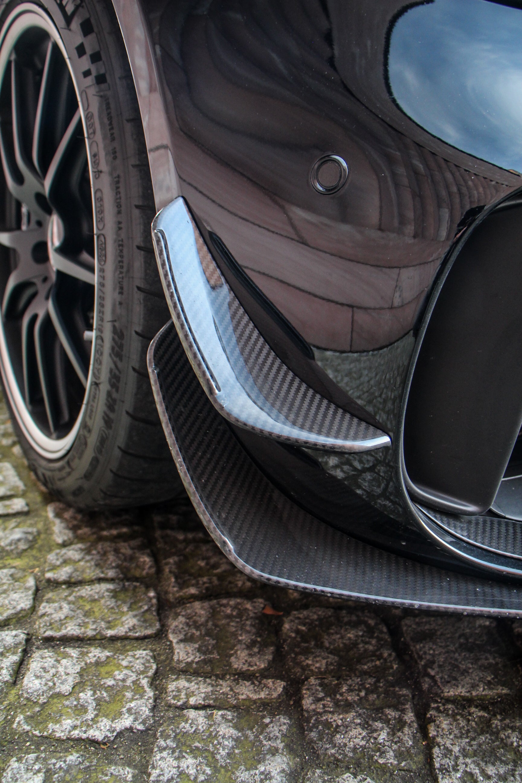 Mercedes AMG GTR PRO 1 of 750