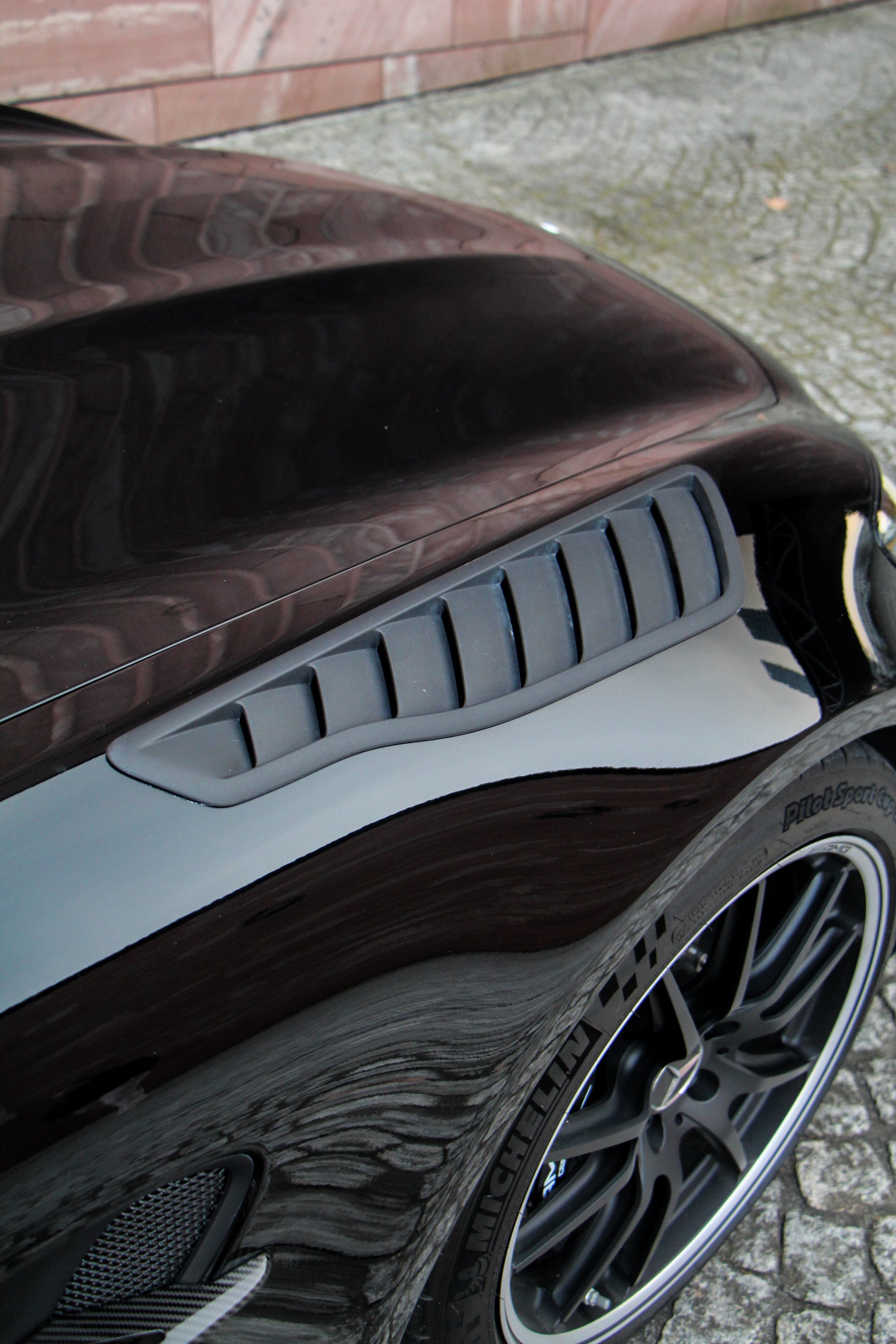 Mercedes AMG GTR PRO 1 of 750